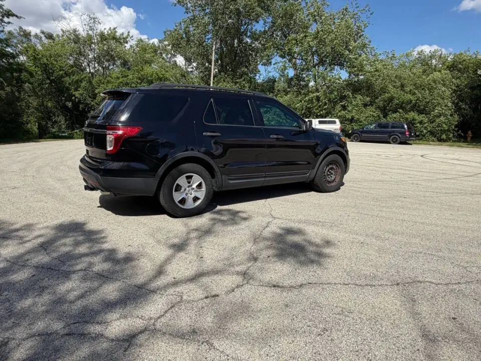 2012 Ford Explorer Base photo 4