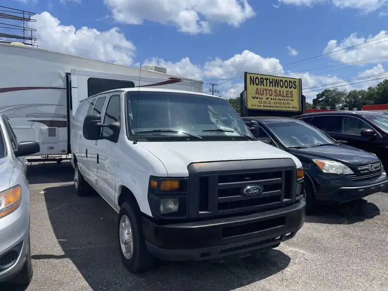 2012 Ford E-Series E-150 Van's photo