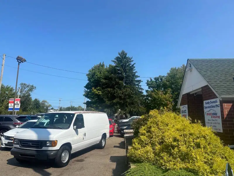 2003 Ford E-Series E-150 Van photo 1