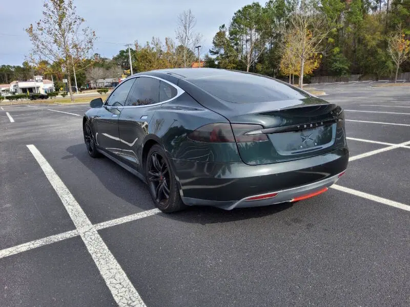 2013 Tesla Model S Performance photo 5