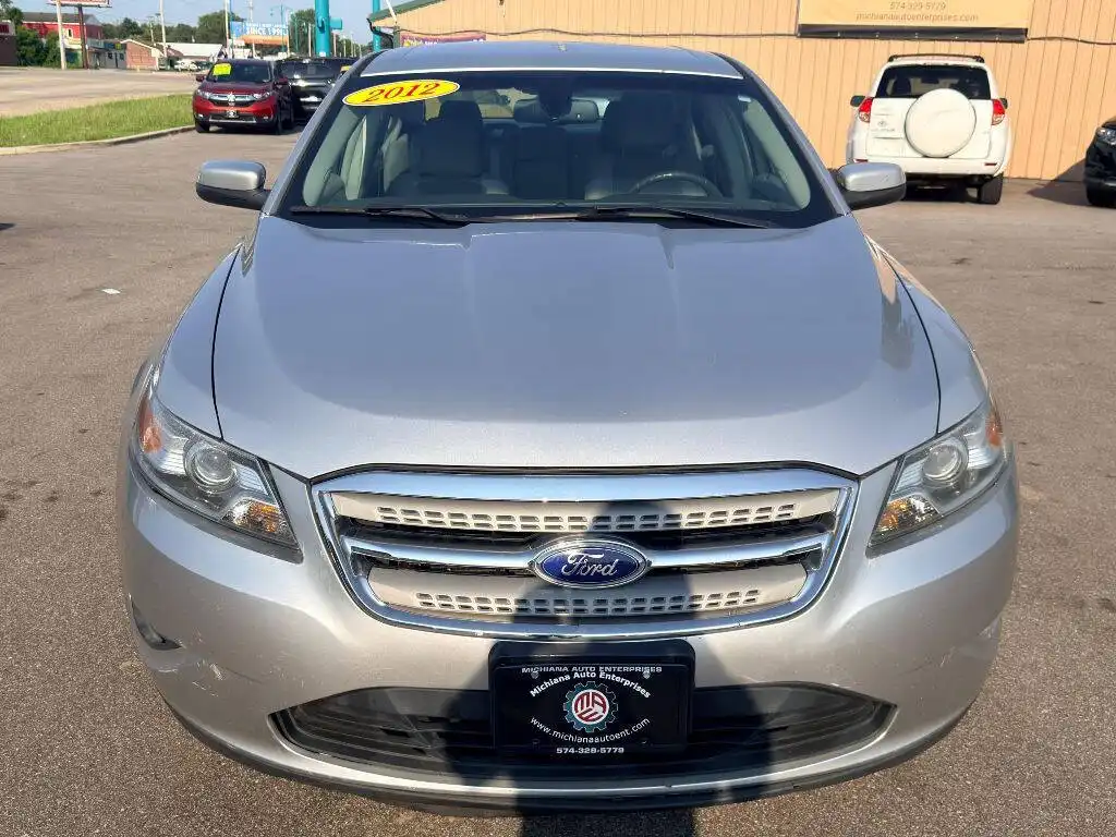 2012 Ford Taurus SEL FWD's photo