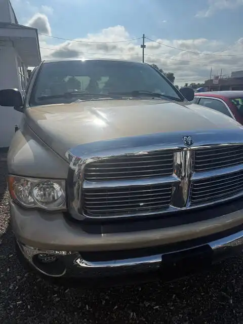 2004 Dodge Ram 1500 SLT 4x4 Quad Cab SWB's photo
