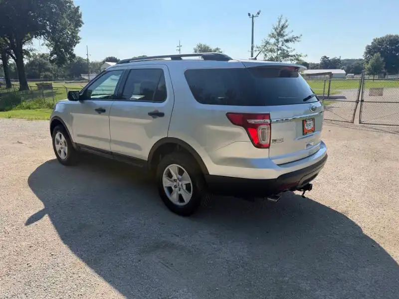 2014 Ford Explorer Base 4WD's photo