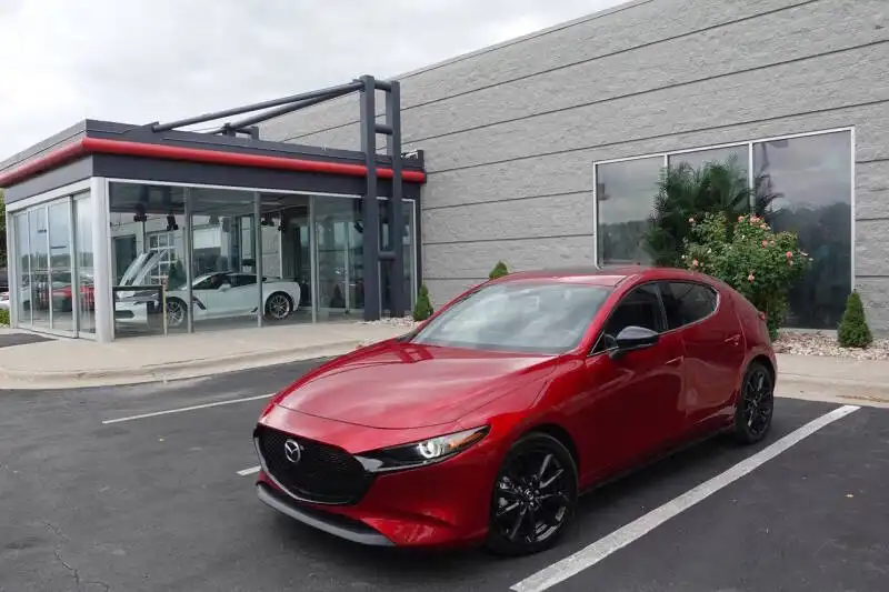 2022 Mazda CX-3's photo