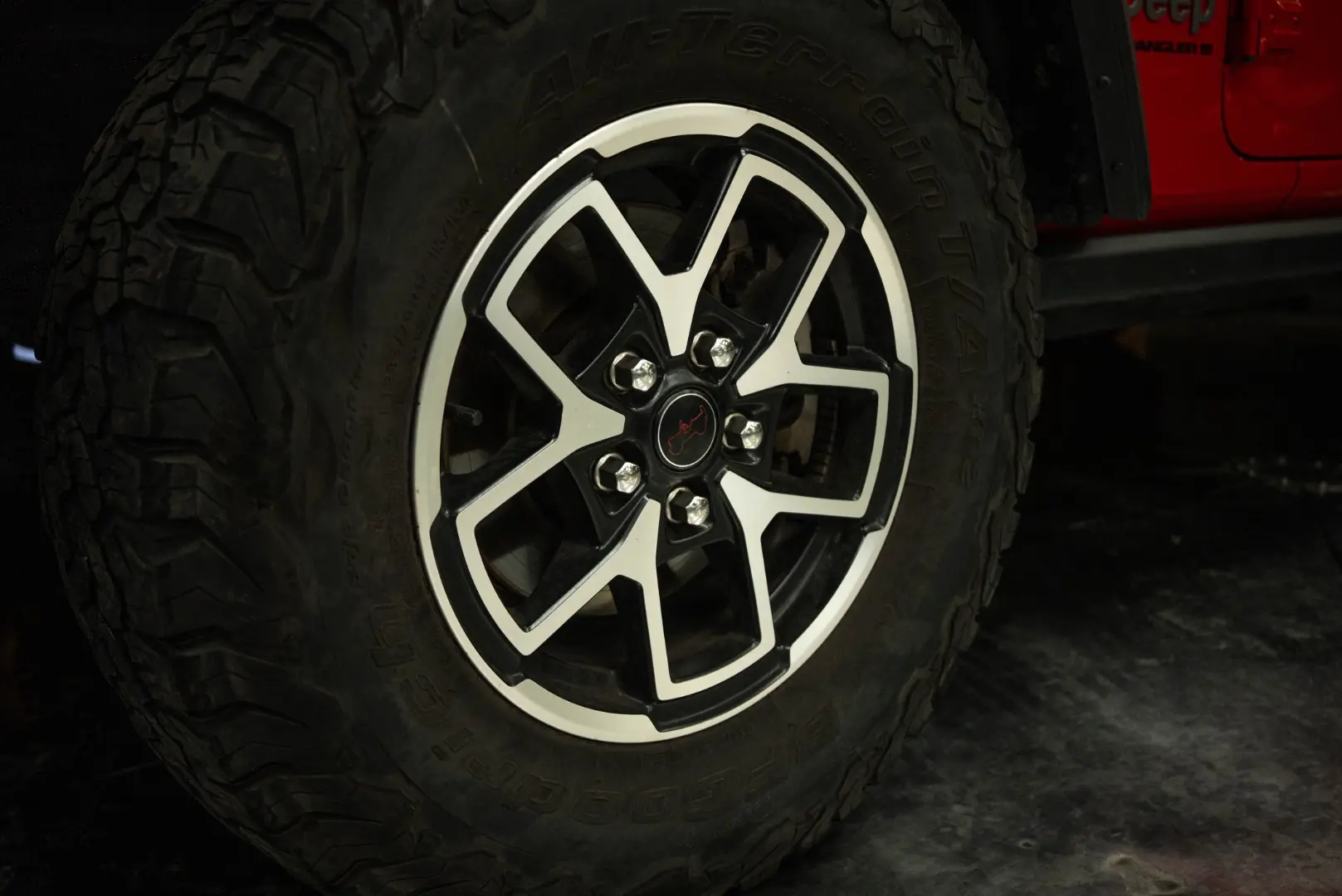 2025 Jeep Wrangler Rubicon photo 3