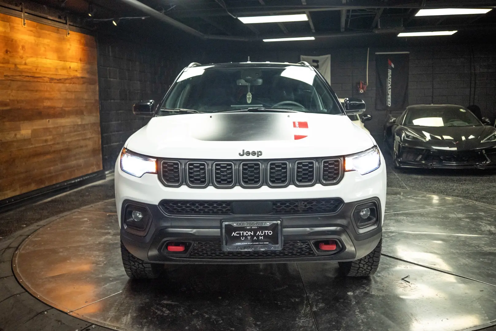 2025 Jeep Compass Trailhawk 4X4 photo 4