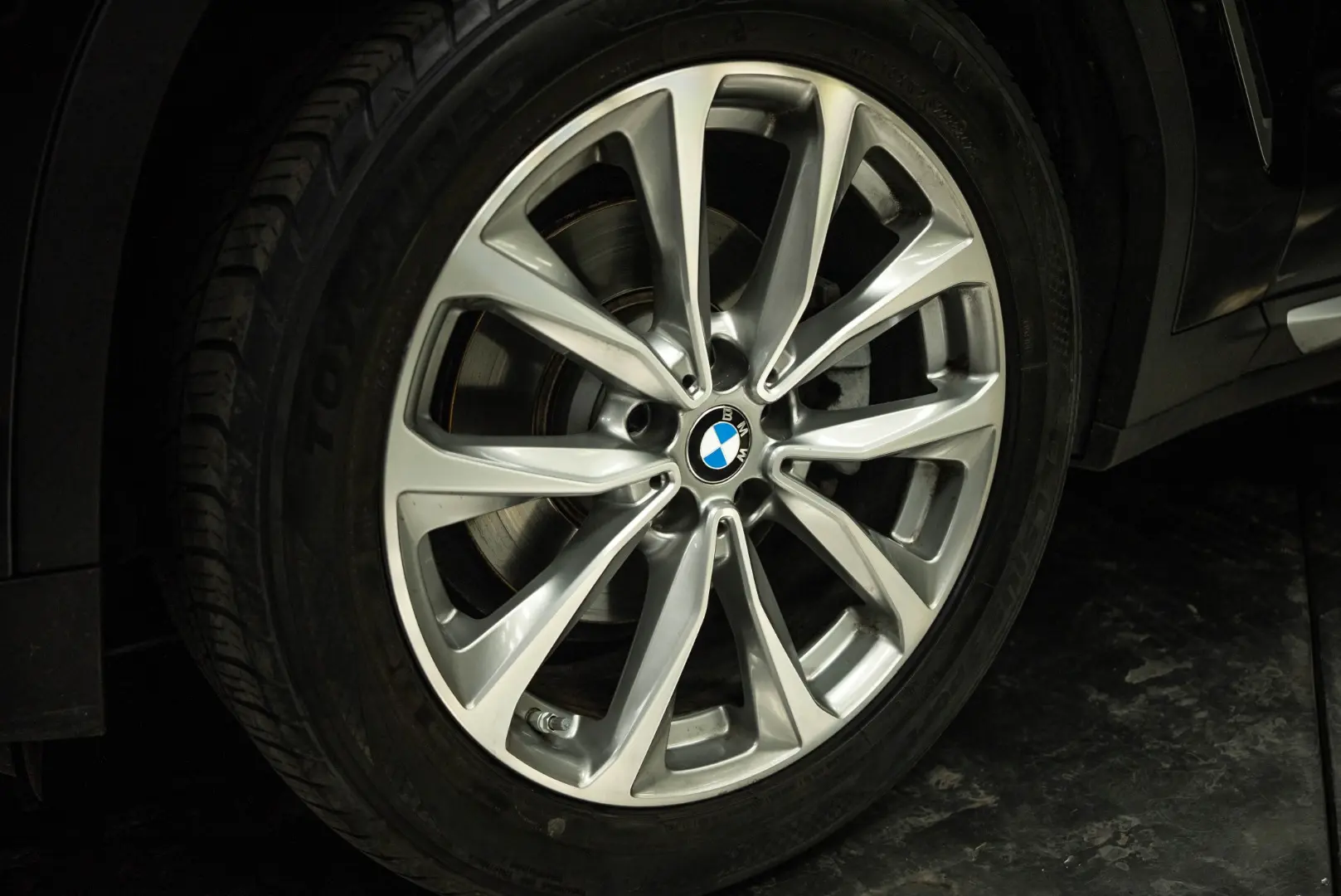2019 BMW X3 xDrive30i photo 3