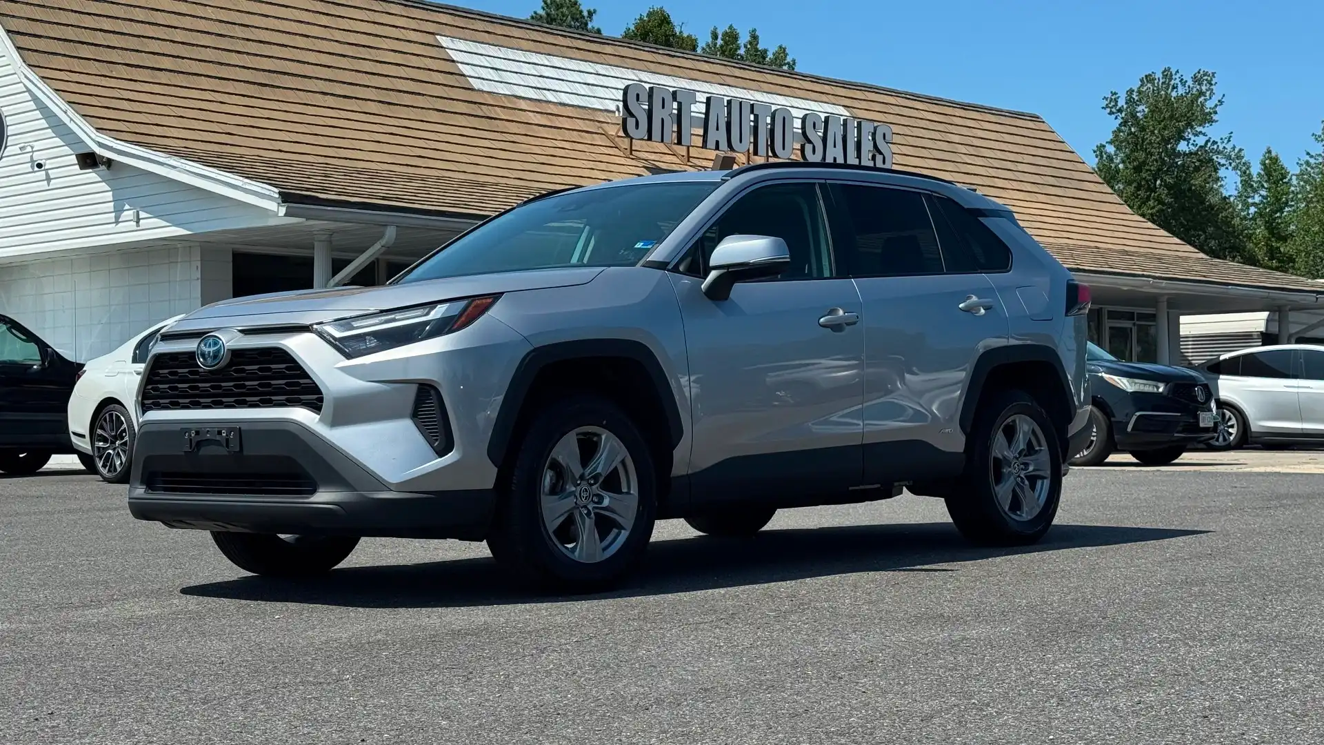 2022 Toyota RAV4 Hybrid XLE AWD's photo