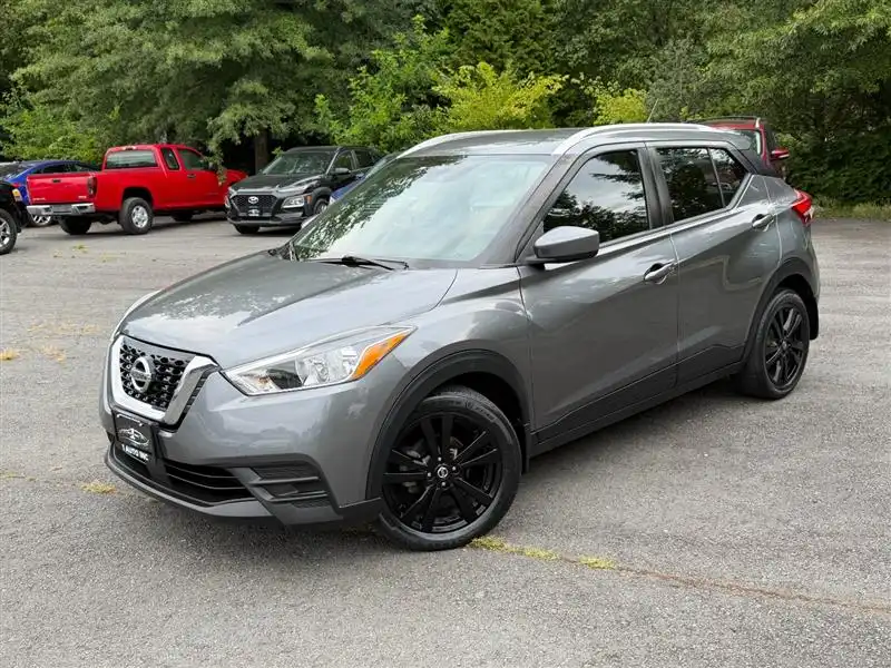 2020 Nissan Kicks 1.6 SV's photo
