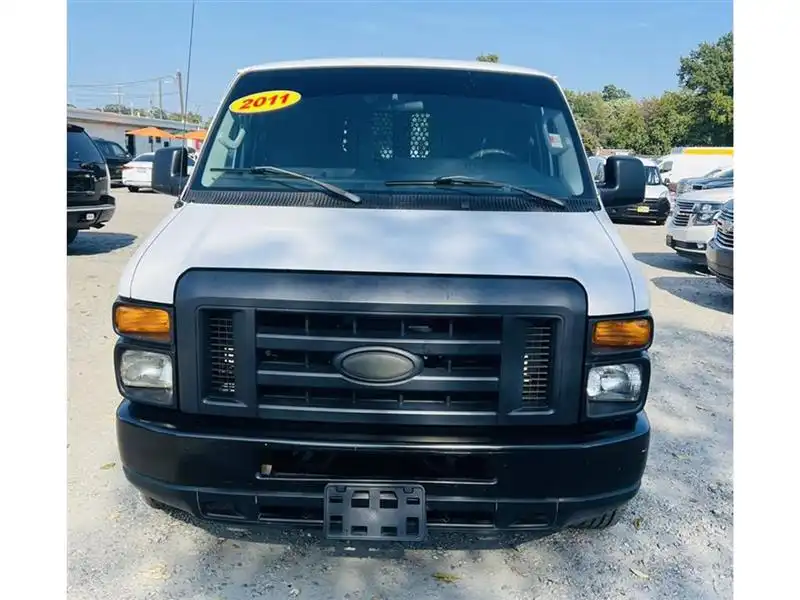 2011 Ford E-Series E-250 Van's photo