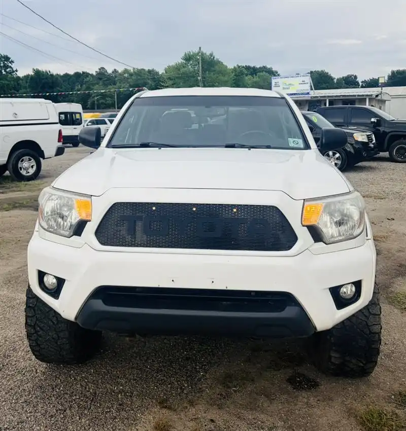 2013 Toyota Tacoma 4x4 Doublecab V6 AT's photo