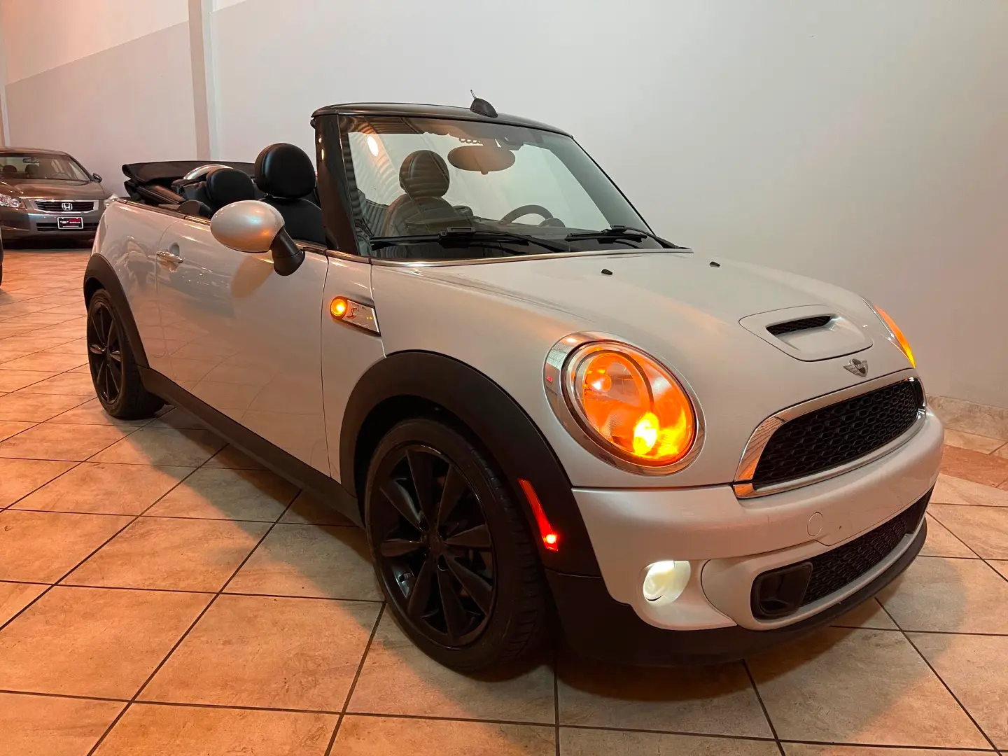 2015 MINI Cooper S photo 5