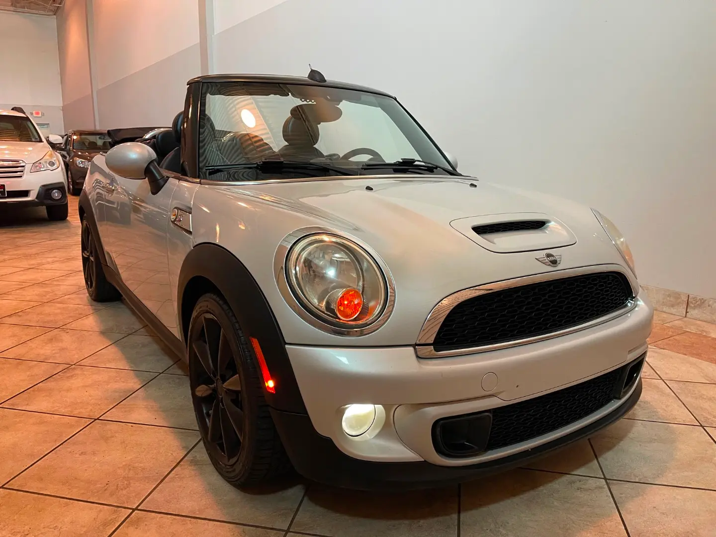 2015 MINI Cooper S photo 3