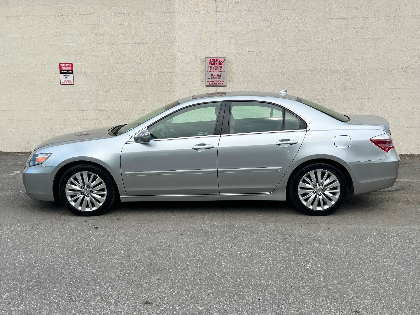 2012 Acura RL 3.7 Technology Package photo 4