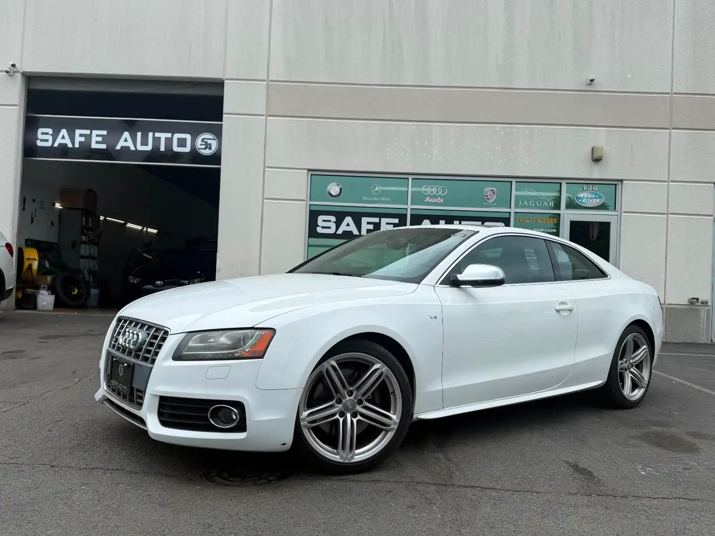 2011 Audi S5 4.2 quattro Tiptronic Premium Plus's photo
