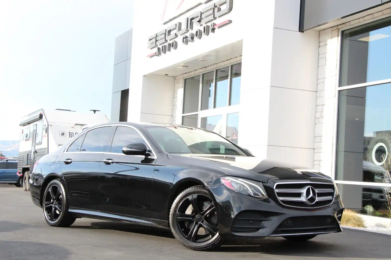 2017 Mercedes-Benz E-Class E300 4MATIC's photo