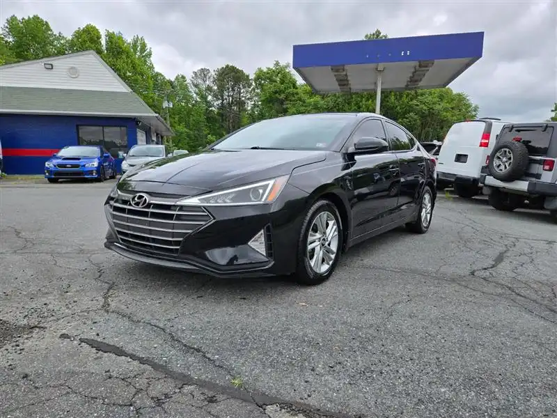 2020 Hyundai Elantra 2.0 SEL IVT's photo