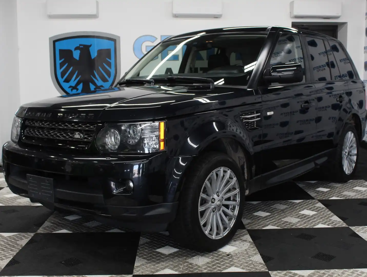 2012 Land Rover Range Rover Sport HSE's photo