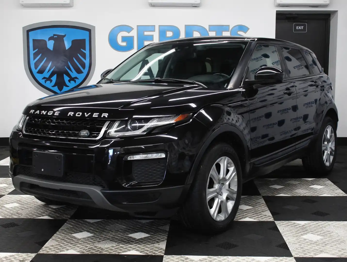 2016 Land Rover Range Rover Evoque SE's photo