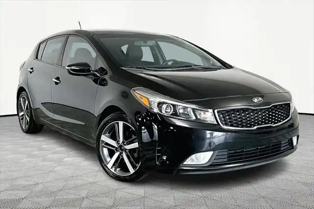 2017 Kia Forte EX AT's photo