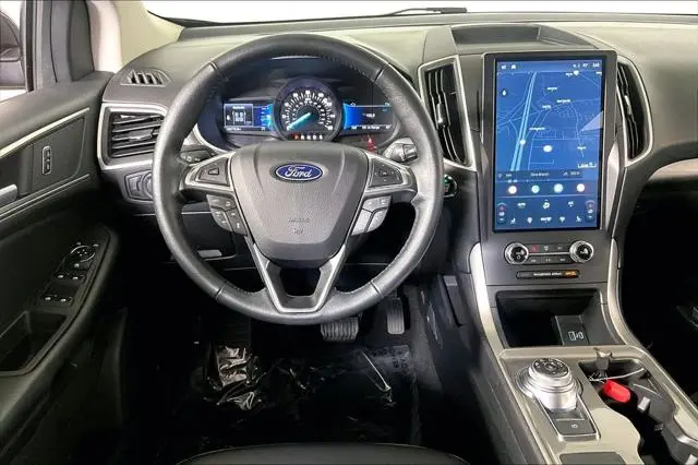 2024 Ford Edge SEL AWD photo 5