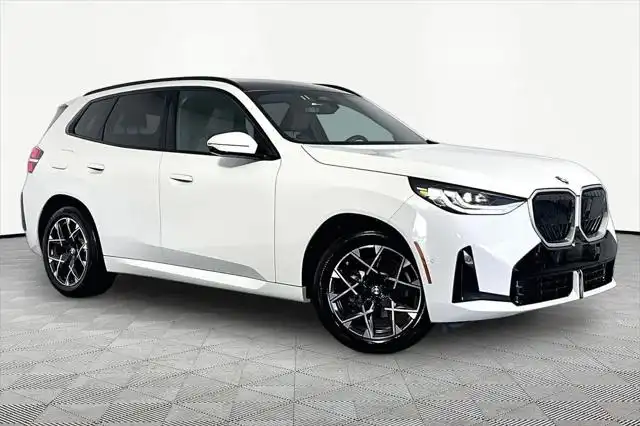 2025 BMW X3 30 XDRIVE's photo