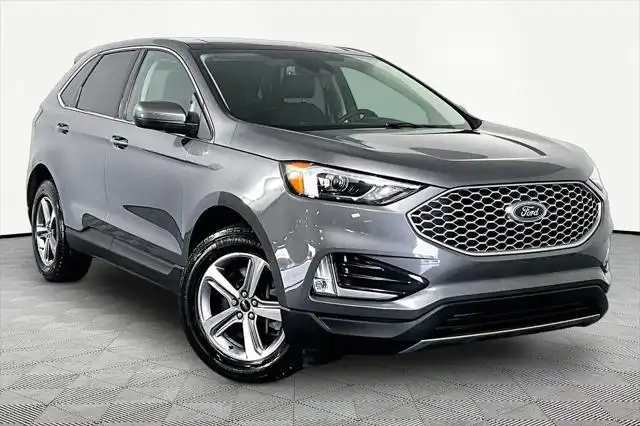 2024 Ford Edge SEL AWD's photo