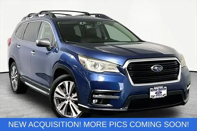 2019 Subaru Ascent Touring's photo