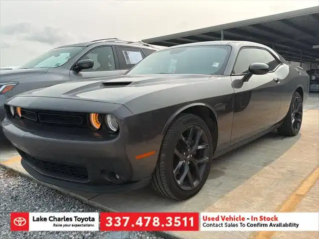 2023 Dodge Challenger SXT Auto's photo