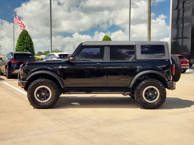 2022 Ford Bronco Outer Banks Advanced 4x4 photo 4