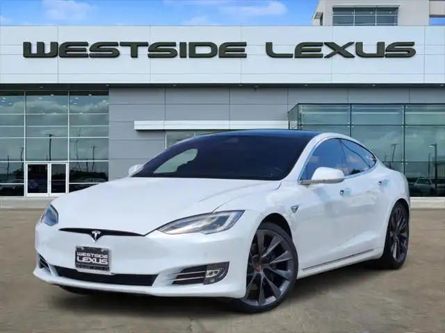 2021 Tesla Model S Long Range Plus's photo