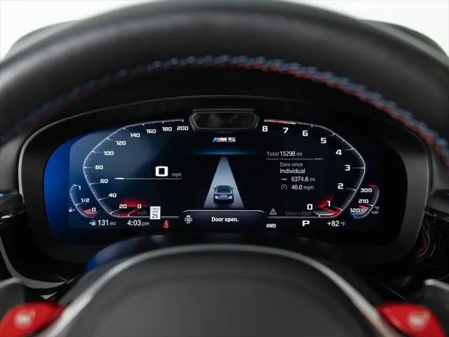 2023 BMW M5 Base photo 5