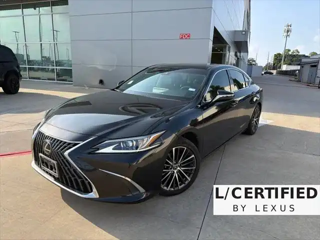 2024 Lexus ES 350 350's photo