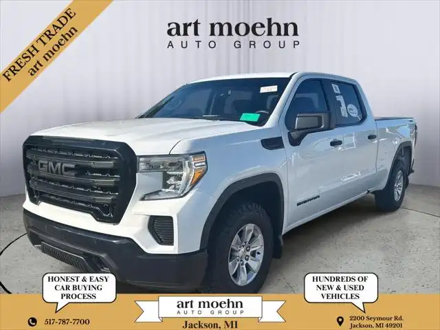 2019 GMC Sierra Base 4x4 Crew Cab Short Box's photo