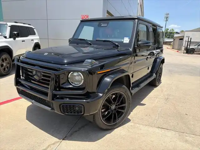 2025 Mercedes-Benz G-Class G 550's photo