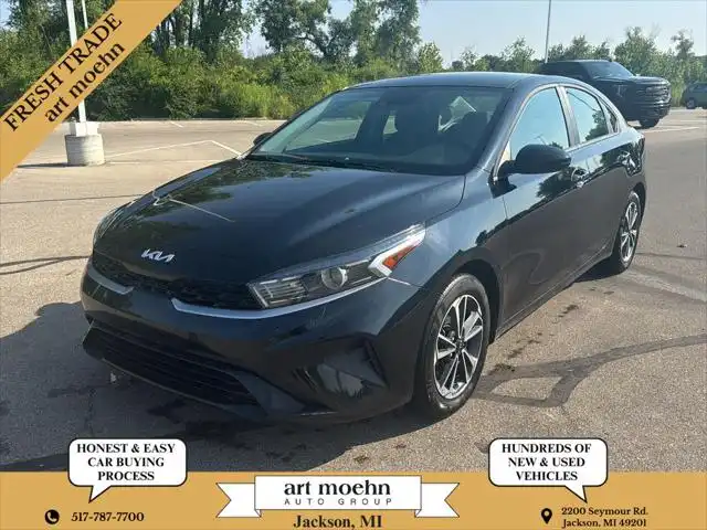 2024 Kia Forte LXS AT's photo