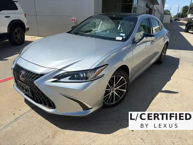 2025 Lexus ES 350 350's photo