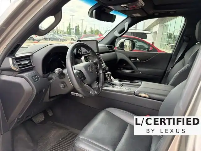 2024 Lexus LX 600 600 Luxury's photo