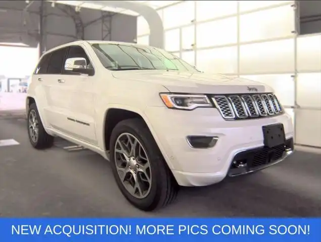 2020 Jeep Grand Cherokee Overland 4WD's photo