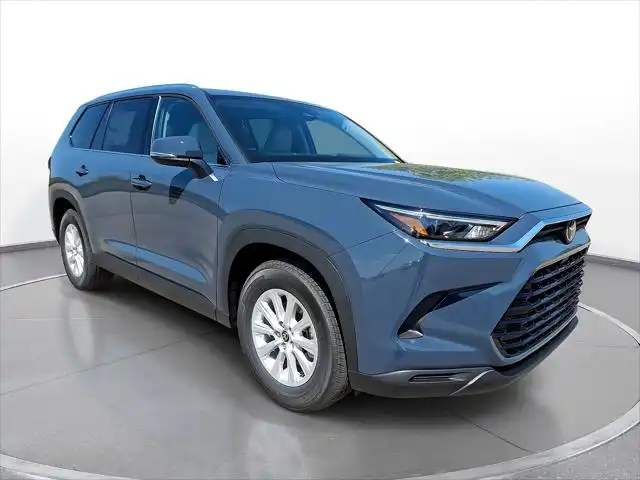 2026 Toyota Grand Highlander Hybrid XLE FWD's photo