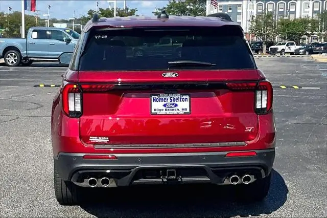 2027 Ford Explorer ST 4WD photo 4