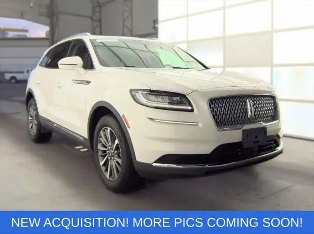 2023 Lincoln Nautilus Reserve AWD's photo