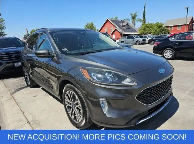 2020 Ford Escape SEL FWD's photo