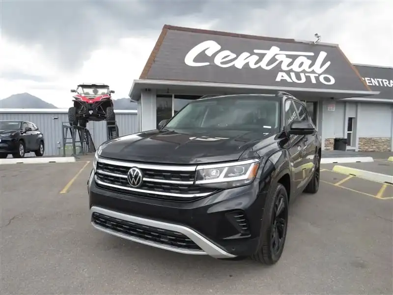 2022 Volkswagen Atlas 3.6L SE w/Tech 4MOTION's photo