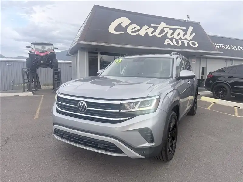 2022 Volkswagen Atlas 3.6L SE w/Tech 4MOTION's photo