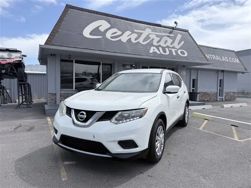 2016 Nissan Rogue S FWD's photo