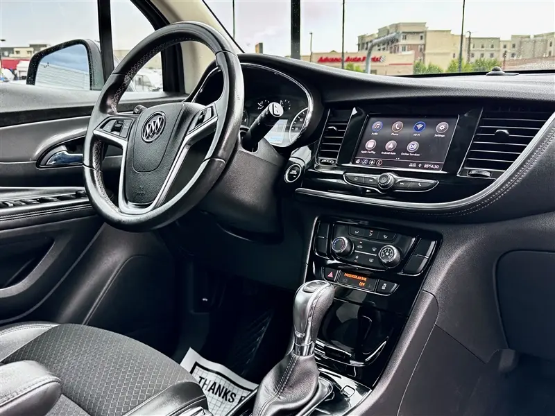 2022 Buick Encore Preferred AWD photo 4