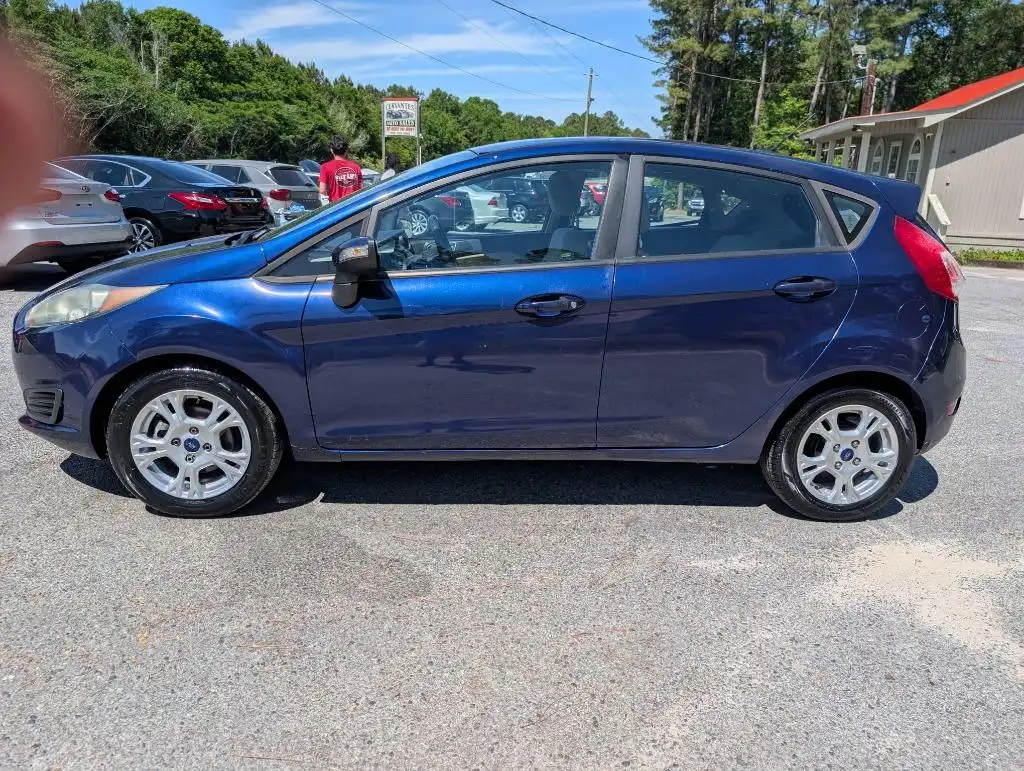 2016 Ford Fiesta SE Hatch's photo