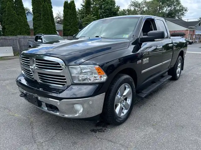 2017 RAM 1500 Big Horn 4x4 Quad Cab 6'4's photo