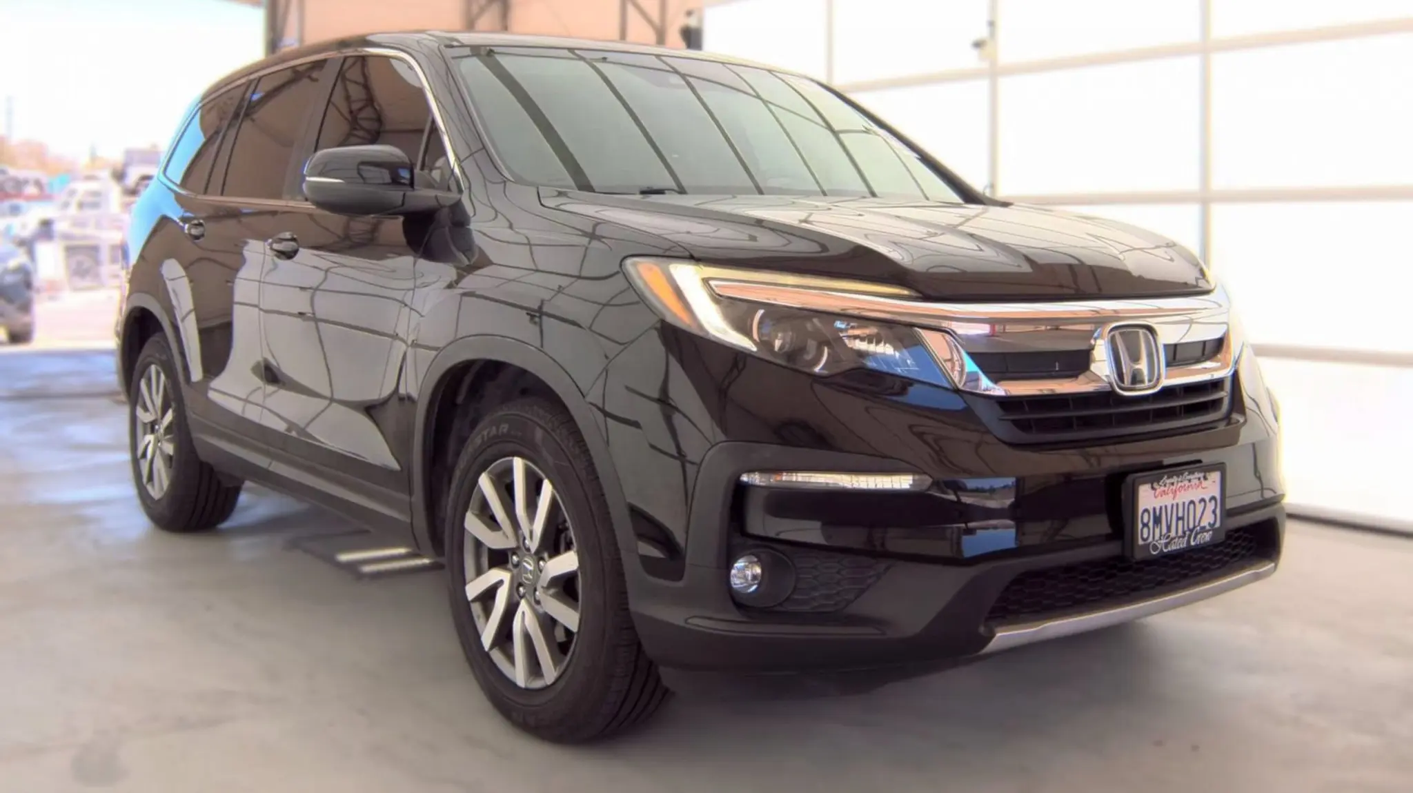 Vehicle Image 2